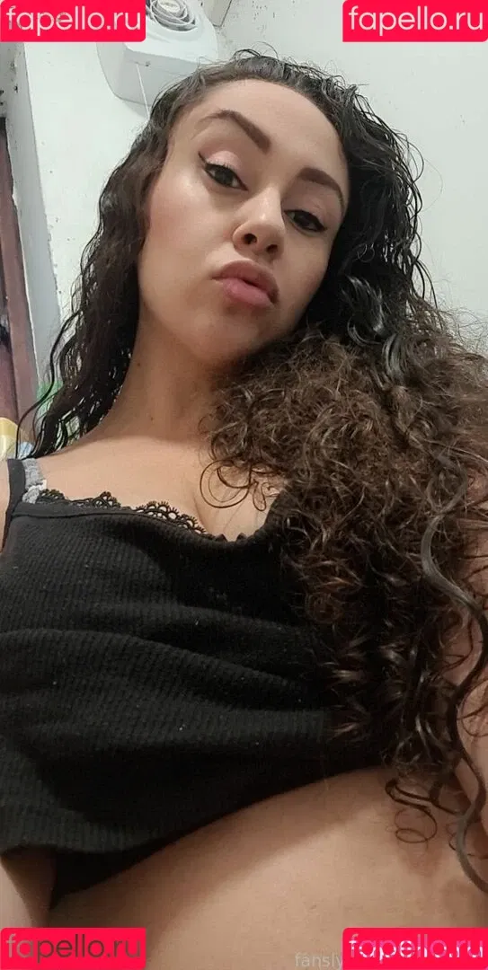 pretty mixedmama / prettymixedmama / xprettyx20 Onlyfans Photo Gallery 