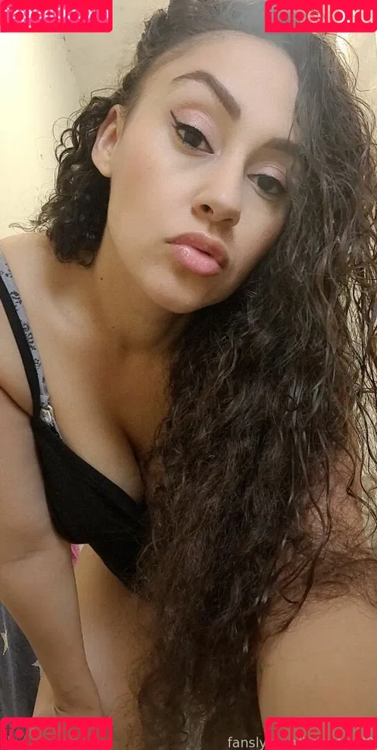 pretty mixedmama / prettymixedmama / xprettyx20 Onlyfans Photo Gallery 