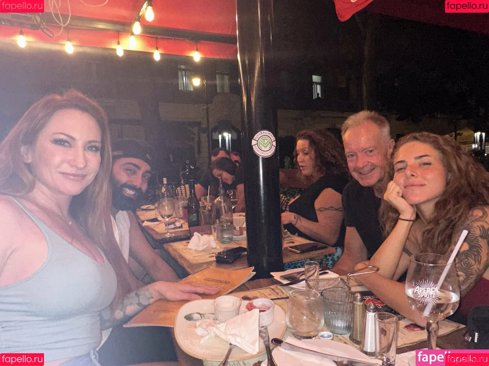 Laura Orsolya / orsolya.laura Onlyfans Photo Gallery 