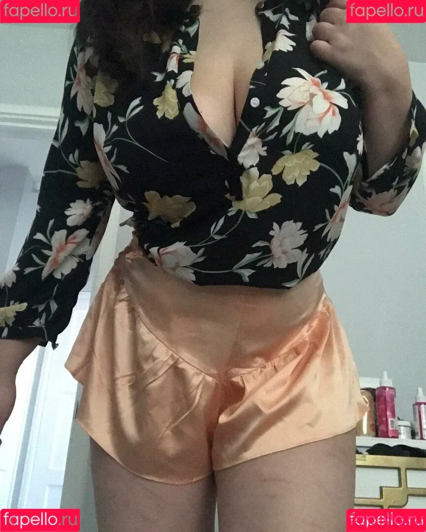 Rosaline Magdalene / marleymagdalene / rose_gallene / rosegallene Onlyfans Photo Gallery 