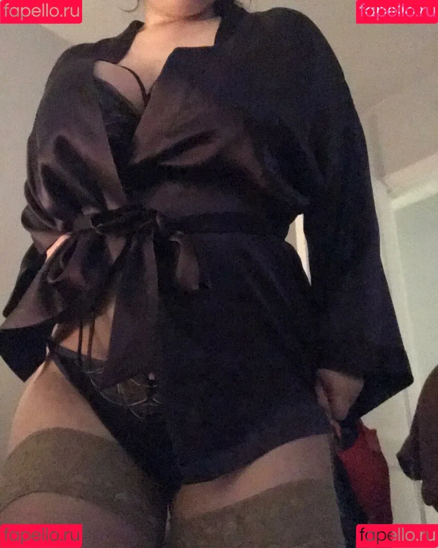 Rosaline Magdalene / marleymagdalene / rose_gallene / rosegallene Onlyfans Photo Gallery 