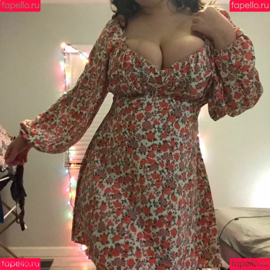 Rosaline Magdalene / marleymagdalene / rose_gallene / rosegallene Onlyfans Photo Gallery 