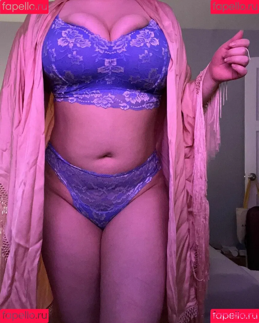 Rosaline Magdalene / marleymagdalene / rose_gallene / rosegallene Onlyfans Photo Gallery 