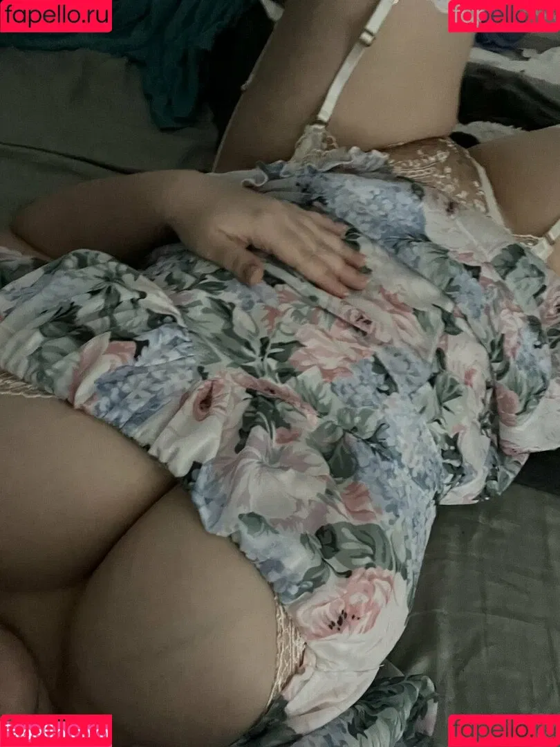 Rosaline Magdalene / marleymagdalene / rose_gallene / rosegallene Onlyfans Photo Gallery 