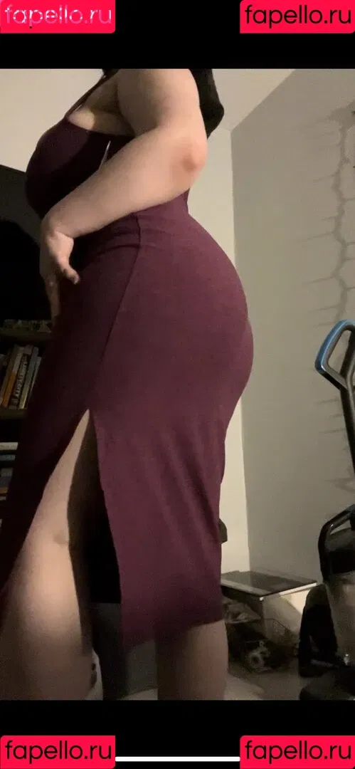 Rosaline Magdalene / marleymagdalene / rose_gallene / rosegallene Onlyfans Photo Gallery 