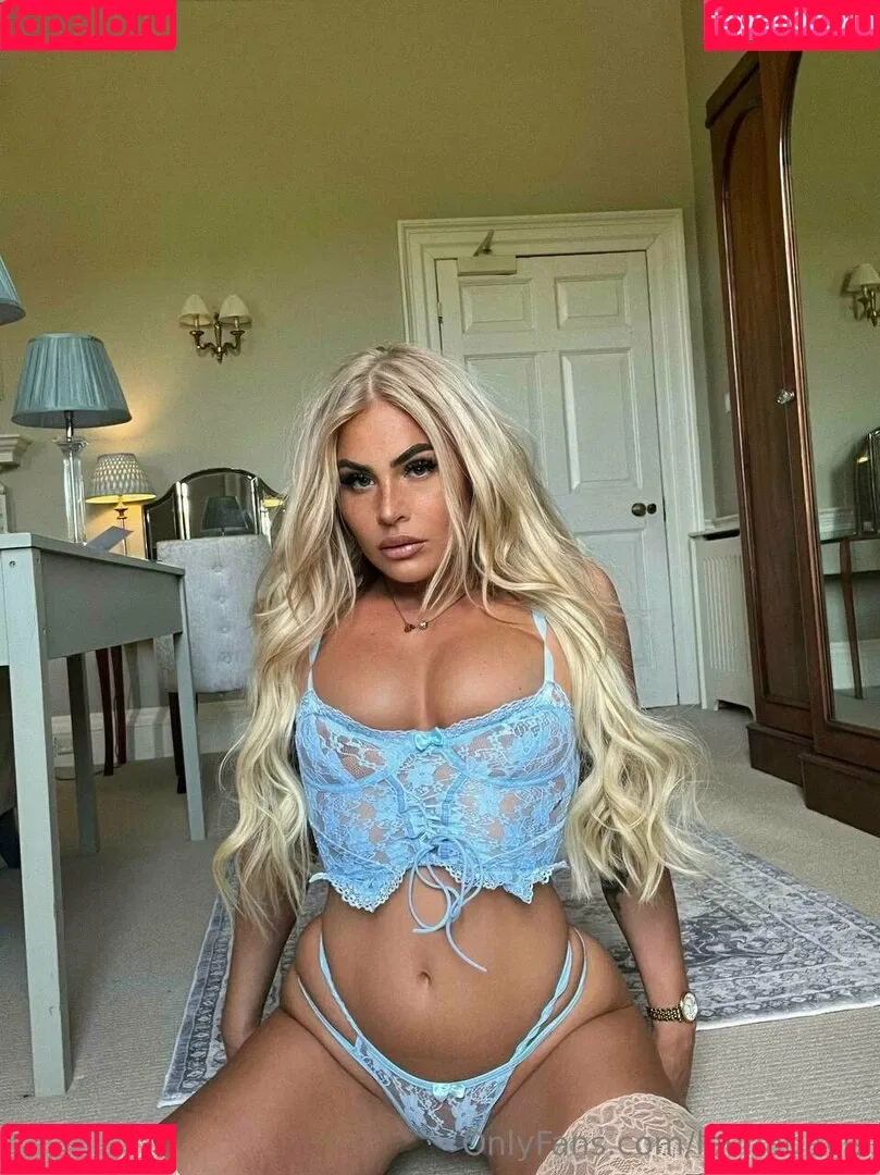 launadavis / launadavis14 Onlyfans Photo Gallery 