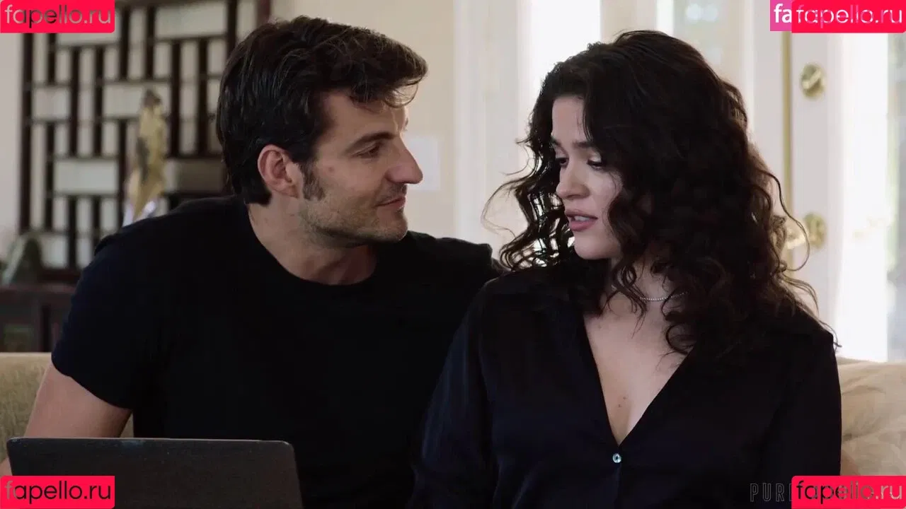 Victoria Voxx / Victoria Voxxx / ashighasvictoria_ / victoriavoxxx Onlyfans Photo Gallery 