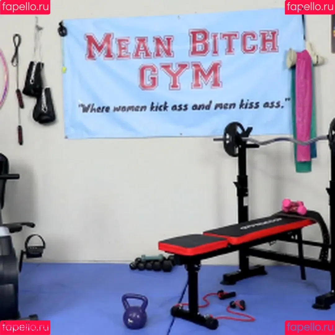 Victoria Voxx / Victoria Voxxx / ashighasvictoria_ / victoriavoxxx Onlyfans Photo Gallery 