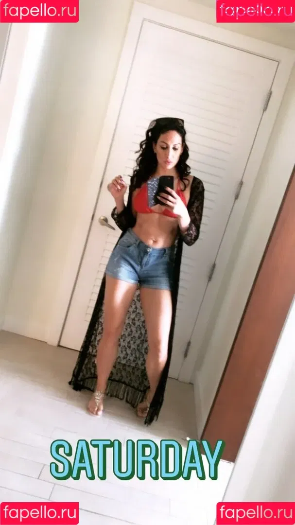 Lisa Mason / thereallisamason Onlyfans Photo Gallery 