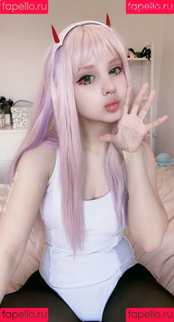 Alice Marshmellow / Araivun Onlyfans Photo Gallery 