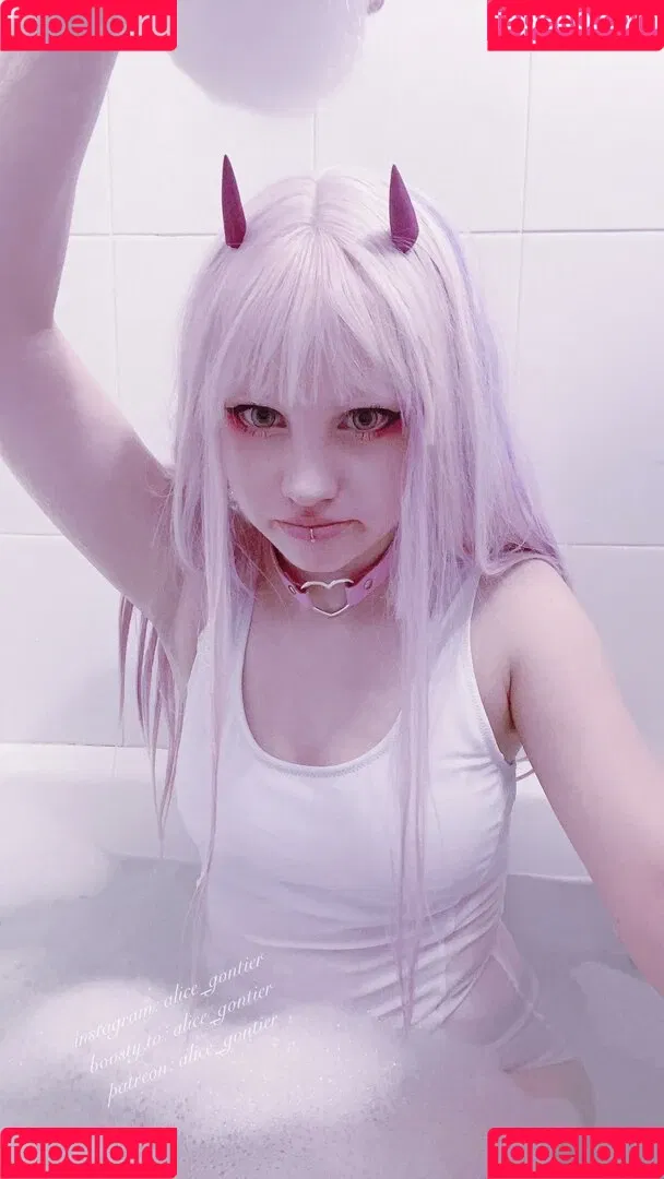 Alice Marshmellow / Araivun Onlyfans Photo Gallery 