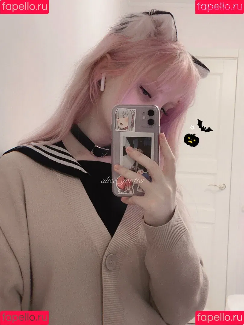 Alice Marshmellow / Araivun Onlyfans Photo Gallery 