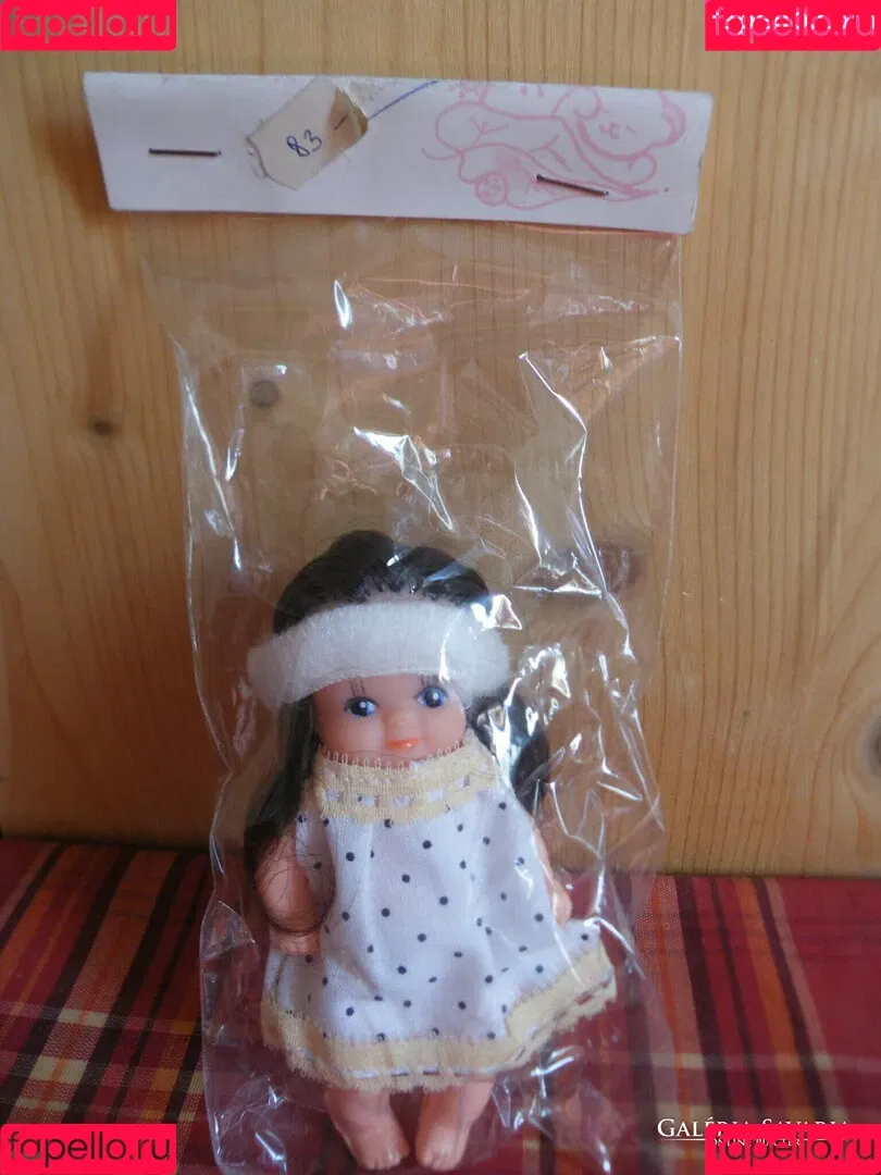 Hungariandoll Onlyfans Photo Gallery 