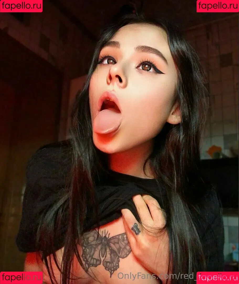 lady_mrcs / red_lady_xxx Onlyfans Photo Gallery 