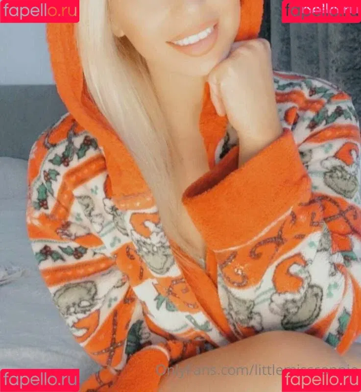 Littlemissconnie / https: / littlemiss.connie / littlemissconniee Onlyfans Photo Gallery 