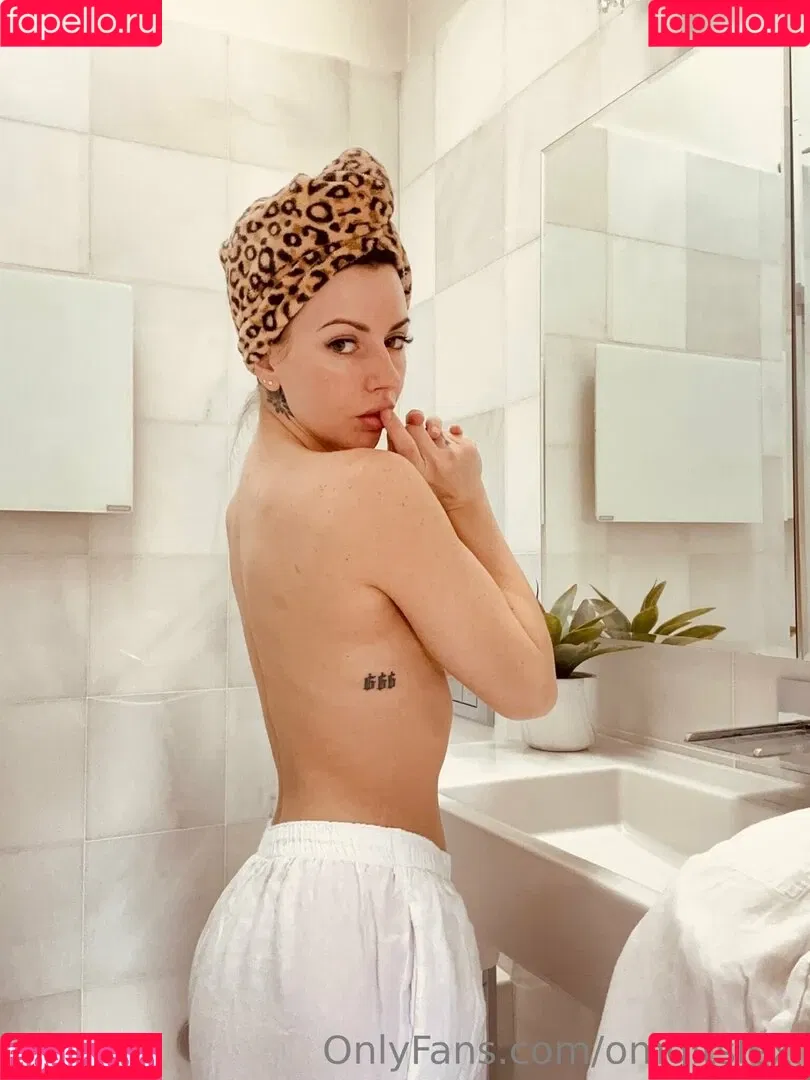 Lexi Belle / OMGitsLexi Onlyfans Photo Gallery 