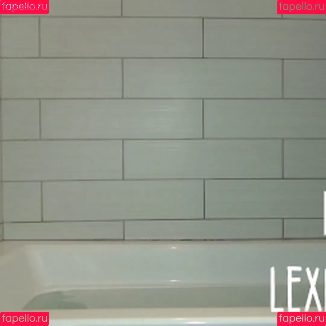 Lexi Belle / OMGitsLexi Onlyfans Photo Gallery 