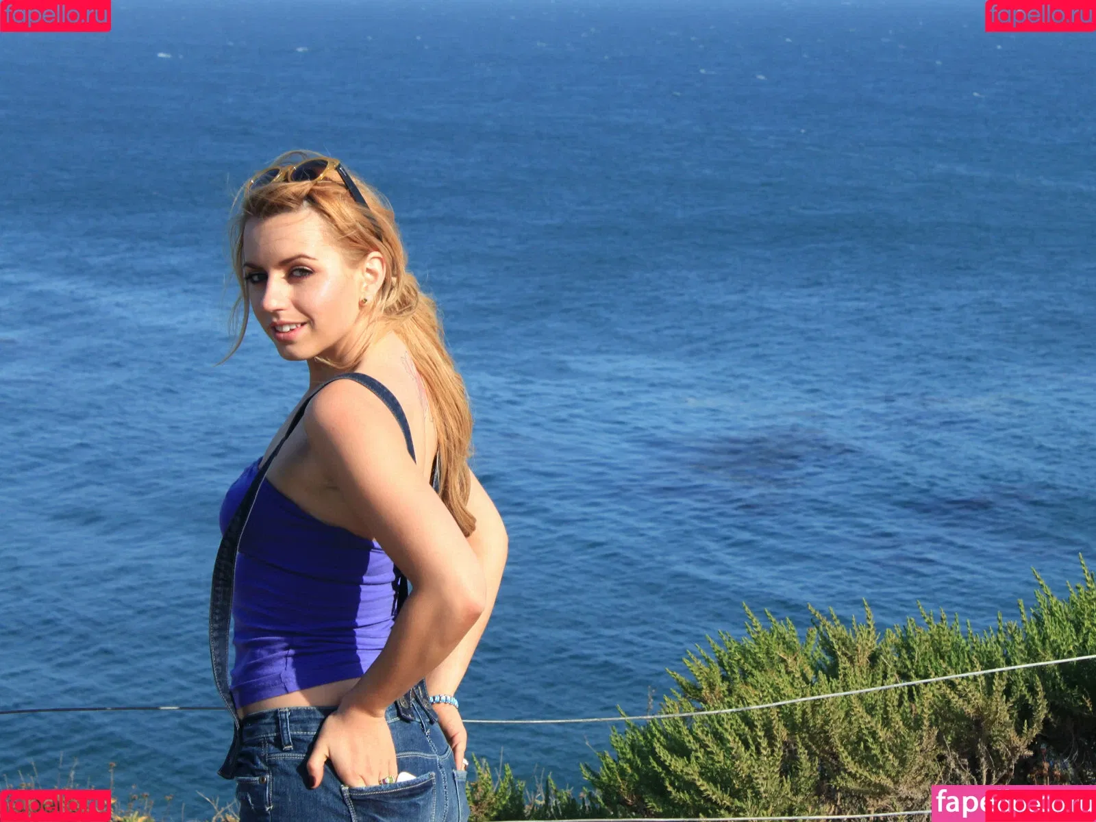 Lexi Belle / OMGitsLexi Onlyfans Photo Gallery 