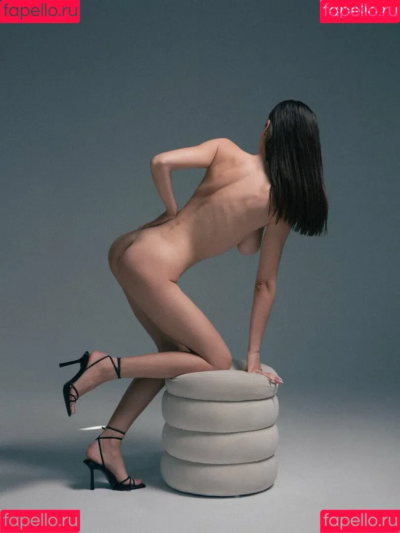 Lina Tsapova / lina_tsapova / lyvlas Onlyfans Photo Gallery 