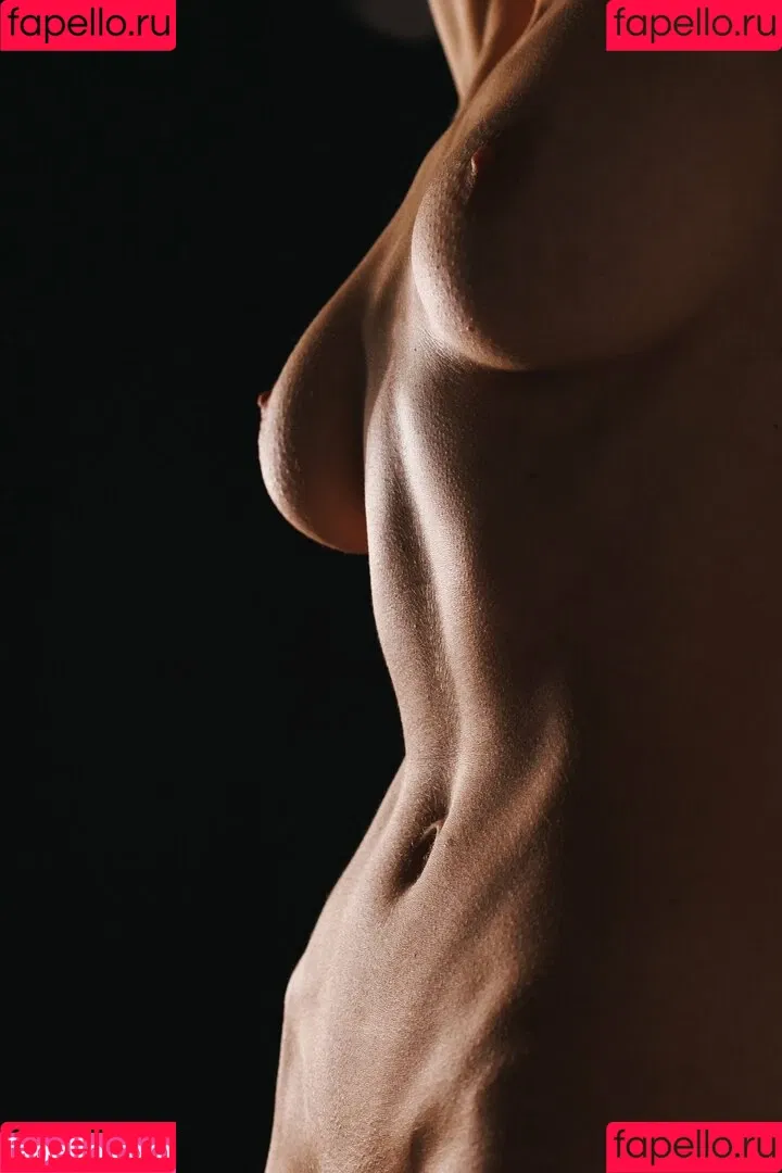 Lina Tsapova / lina_tsapova / lyvlas Onlyfans Photo Gallery 