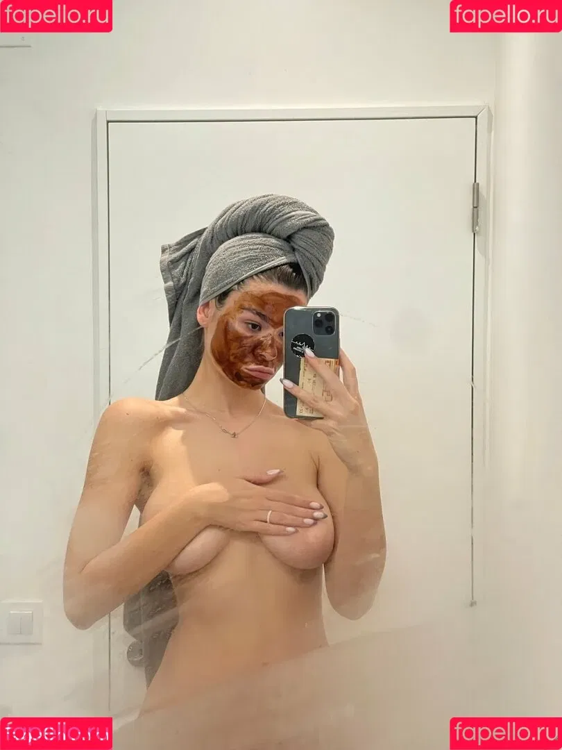 Lina Tsapova / lina_tsapova / lyvlas Onlyfans Photo Gallery 