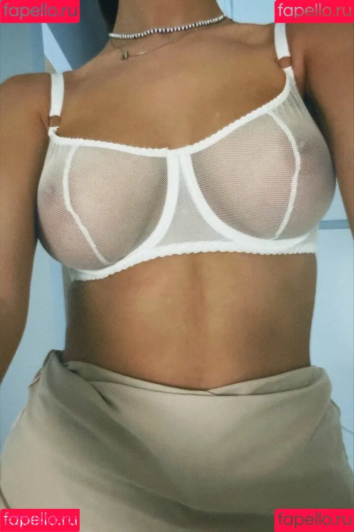 Lina Tsapova / lina_tsapova / lyvlas Onlyfans Photo Gallery 