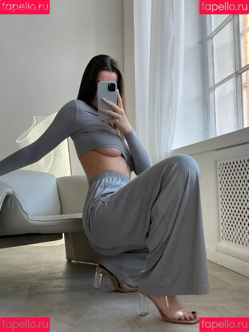 Lina Tsapova / lina_tsapova / lyvlas Onlyfans Photo Gallery 