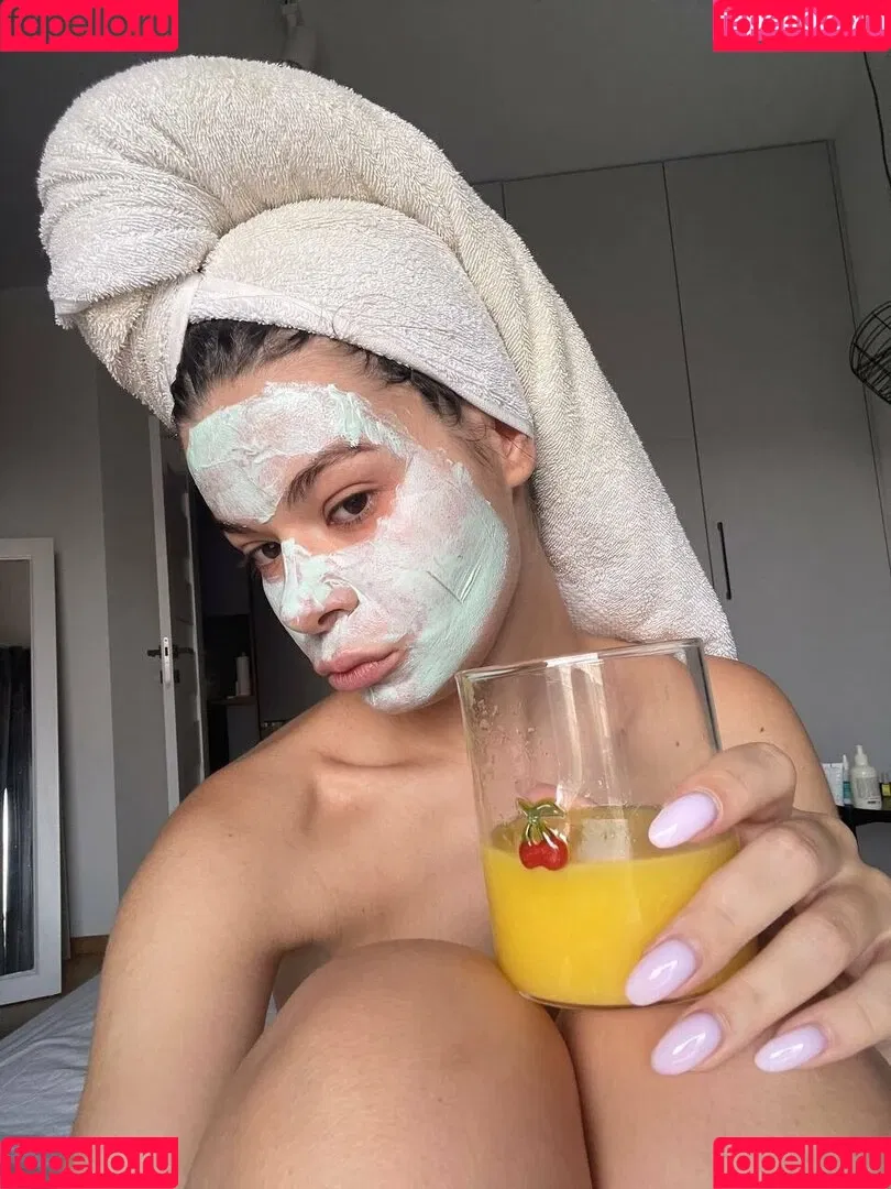 Lina Tsapova / lina_tsapova / lyvlas Onlyfans Photo Gallery 