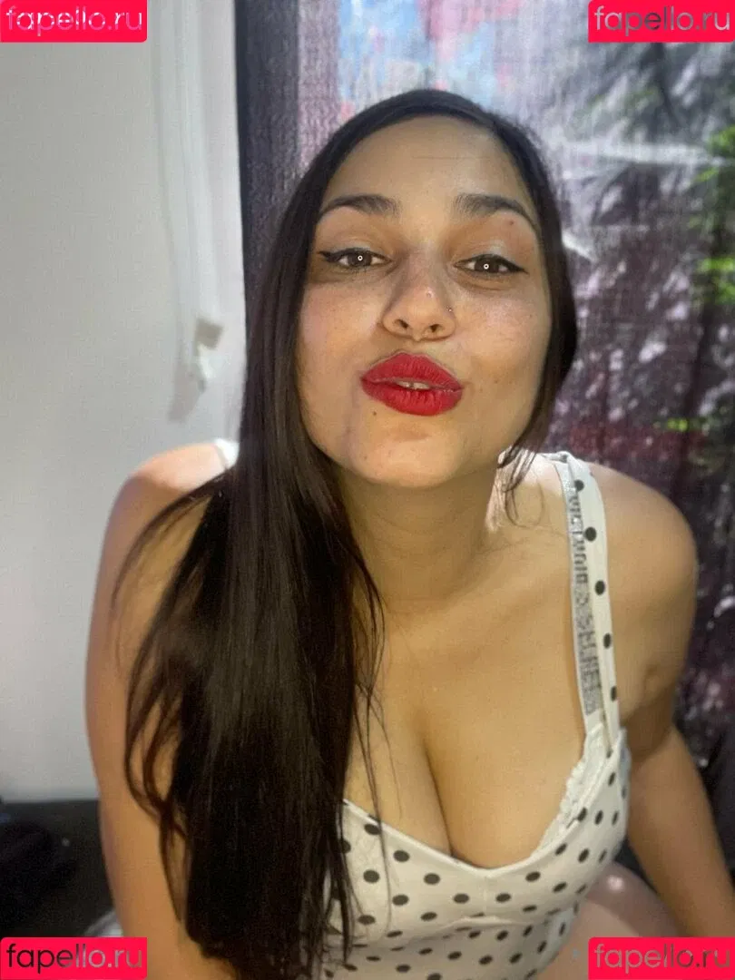 misslucysugar / misssugarrush Onlyfans Photo Gallery 