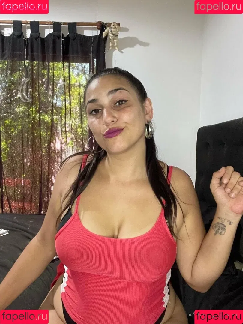 misslucysugar / misssugarrush Onlyfans Photo Gallery 