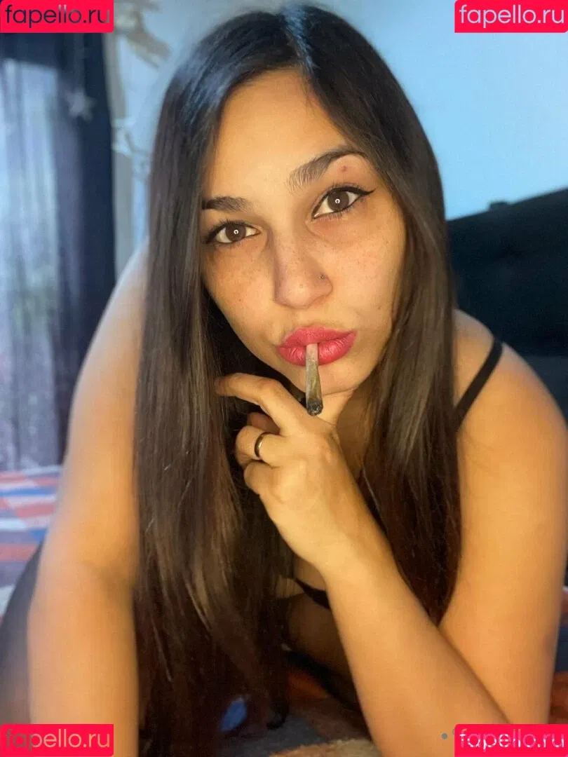 misslucysugar / misssugarrush Onlyfans Photo Gallery 