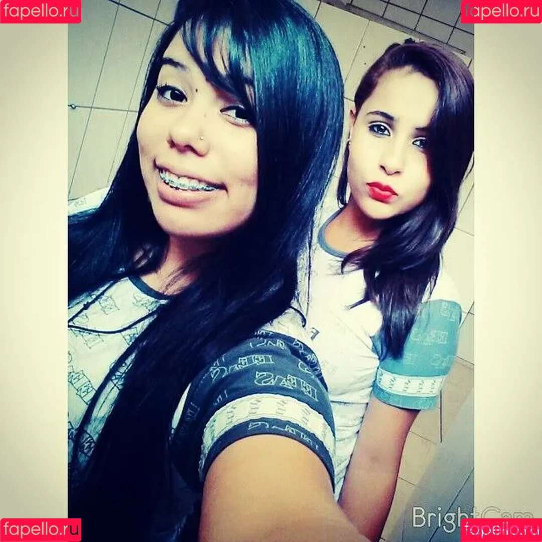 Ana Paula / anapalvesz / anapaulasaenzoficial / anapkerschener / paulagalvan Onlyfans Photo Gallery 