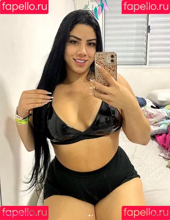 Ana Paula / anapalvesz / anapaulasaenzoficial / anapkerschener / paulagalvan Onlyfans Photo Gallery 