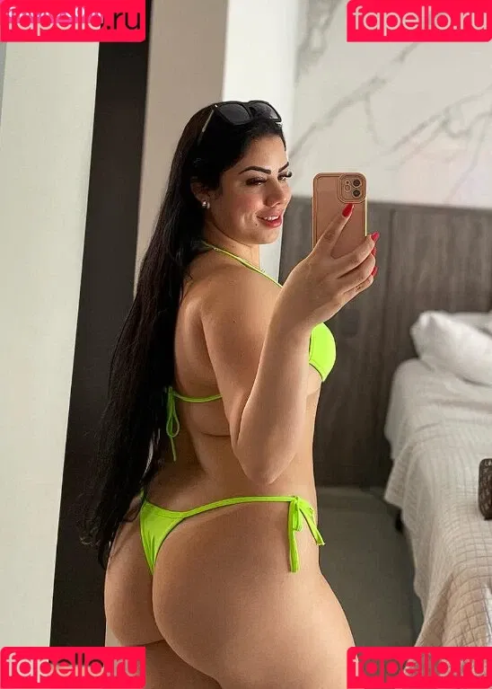 Ana Paula / anapalvesz / anapaulasaenzoficial / anapkerschener / paulagalvan Onlyfans Photo Gallery 