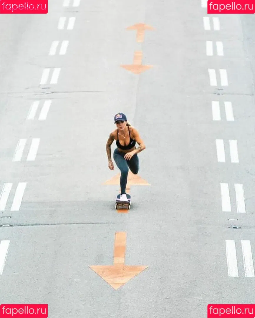 Leticia Bufoni / leticiabufoni Onlyfans Photo Gallery 