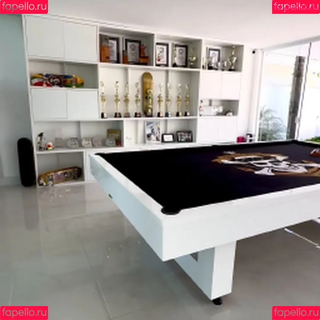 Leticia Bufoni / leticiabufoni Onlyfans Photo Gallery 