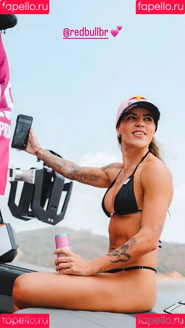 Leticia Bufoni / leticiabufoni Onlyfans Photo Gallery 