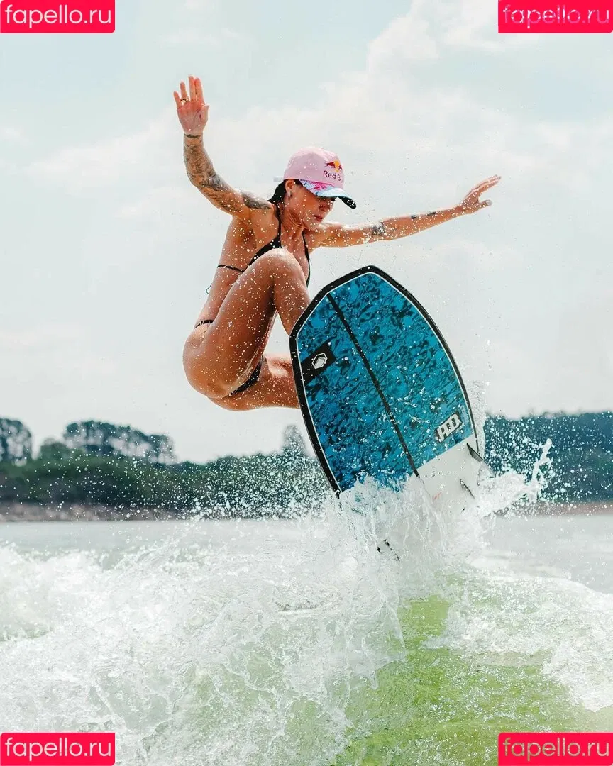 Leticia Bufoni / leticiabufoni Onlyfans Photo Gallery 