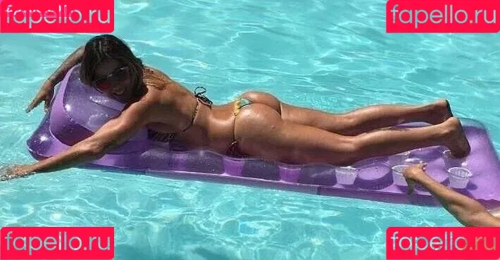 Leticia Bufoni / leticiabufoni Onlyfans Photo Gallery 