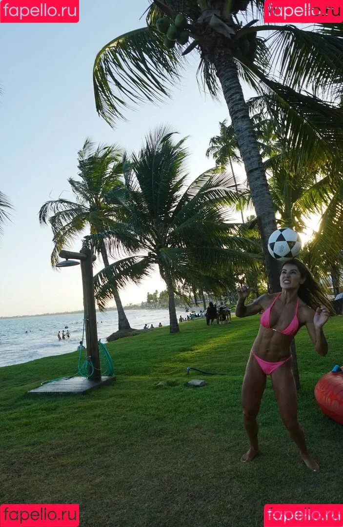 Leticia Bufoni / leticiabufoni Onlyfans Photo Gallery 