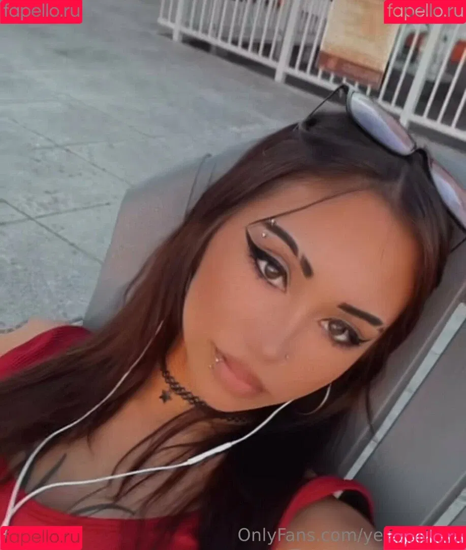 yeshunnixx Onlyfans Photo Gallery 