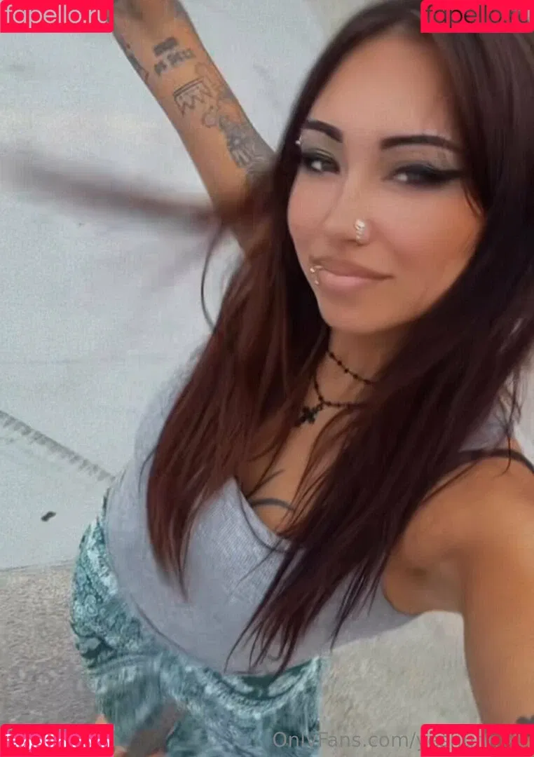 yeshunnixx Onlyfans Photo Gallery 