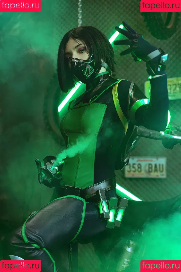 Carry Key / CarryKey_ / carry.key_cosplay / carrykey / carrykey_cosplay Onlyfans Photo Gallery 