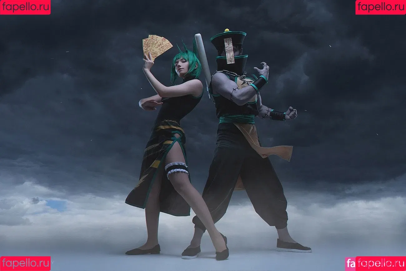 Carry Key / CarryKey_ / carry.key_cosplay / carrykey / carrykey_cosplay Onlyfans Photo Gallery 