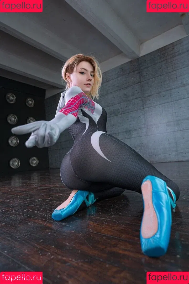 Carry Key / CarryKey_ / carry.key_cosplay / carrykey / carrykey_cosplay Onlyfans Photo Gallery 