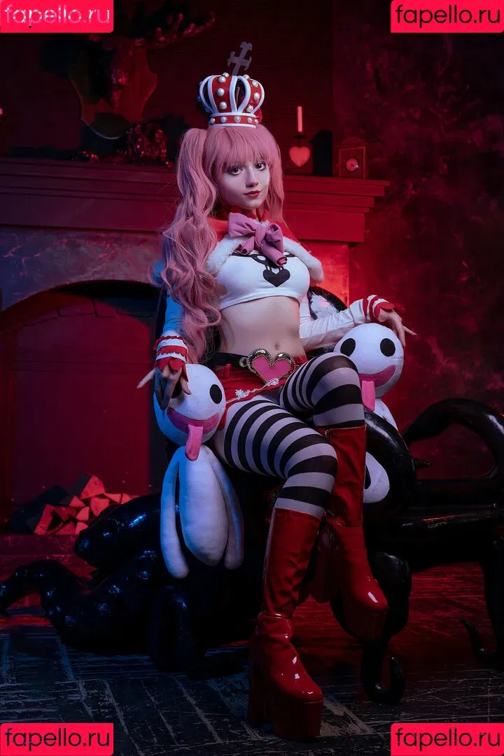 Carry Key / CarryKey_ / carry.key_cosplay / carrykey / carrykey_cosplay Onlyfans Photo Gallery 