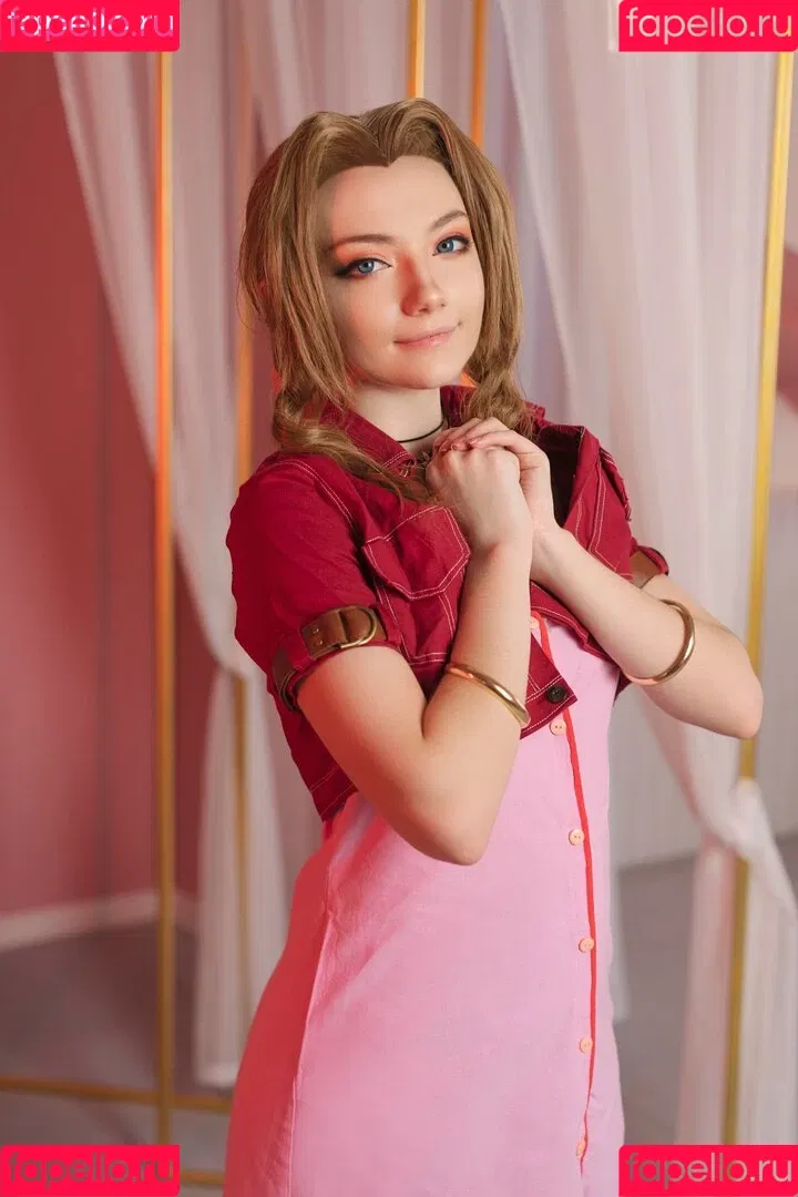 Carry Key / CarryKey_ / carry.key_cosplay / carrykey / carrykey_cosplay Onlyfans Photo Gallery 