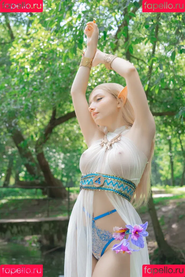 Carry Key / CarryKey_ / carry.key_cosplay / carrykey / carrykey_cosplay Onlyfans Photo Gallery 