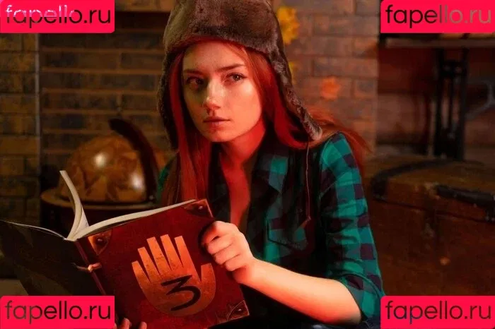 Carry Key / CarryKey_ / carry.key_cosplay / carrykey / carrykey_cosplay Onlyfans Photo Gallery 