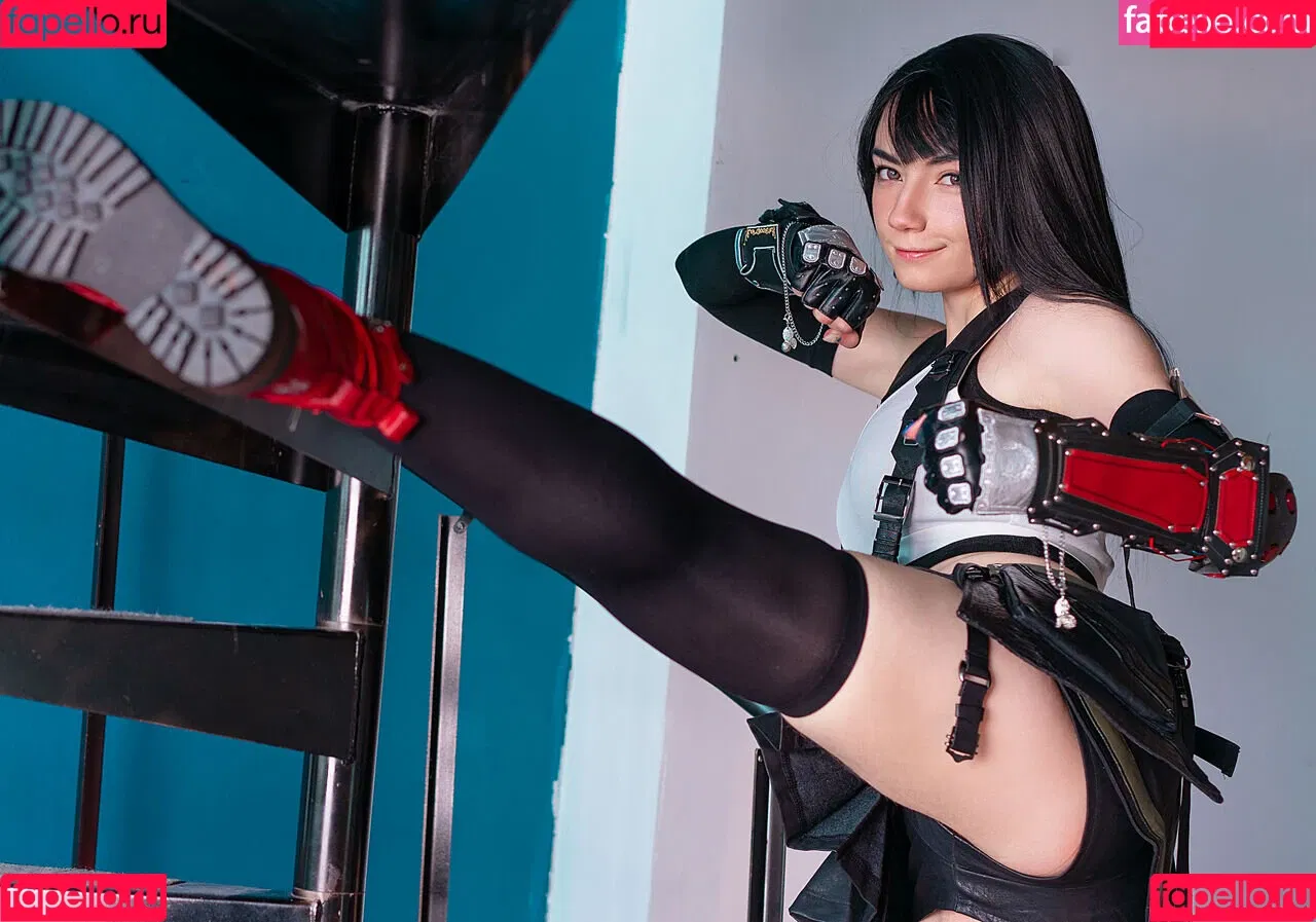 Carry Key / CarryKey_ / carry.key_cosplay / carrykey / carrykey_cosplay Onlyfans Photo Gallery 